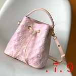 スーパーコピールイヴィトンバッグ